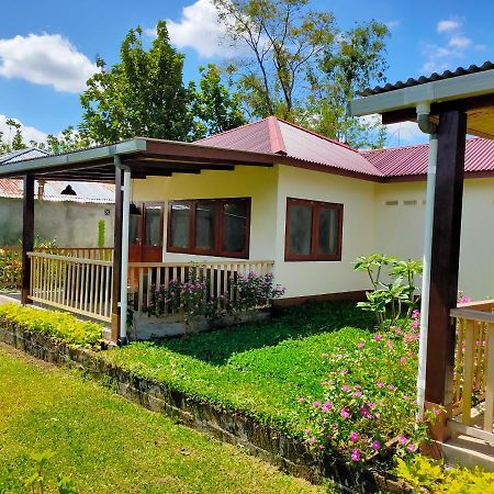 Ilasan Cottage. トモホン エクステリア 写真