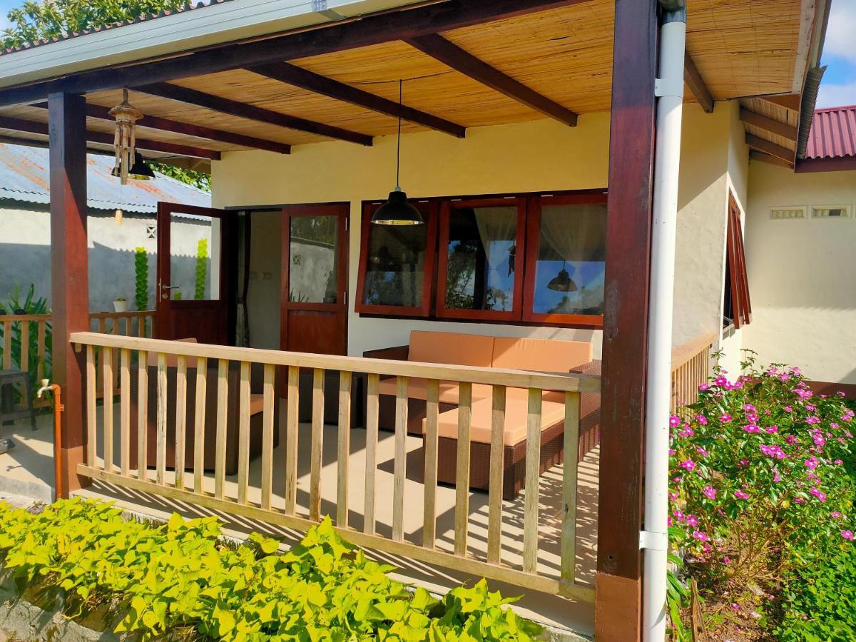 Ilasan Cottage. トモホン エクステリア 写真